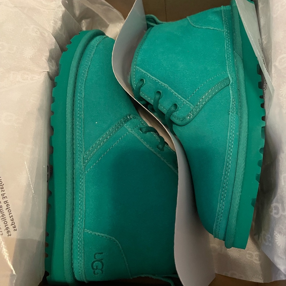 UGG Neumel Boots Emerald Green USA 6 Womens Brand New in Box